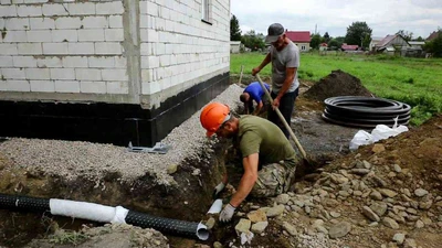 Дренаж фундамента под ключ в Ставрополе - цена работ от 1200 руб/м.п.
