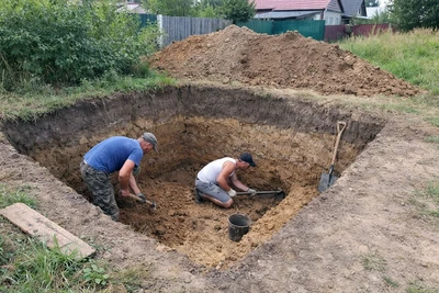Земляные работы в Ставрополе: Рытьё котлованов вручную и техникой