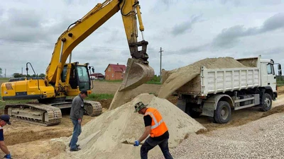 Отсыпка песком в Ставрополе цена за куб с работой