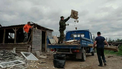Демонтаж сараев с вывозом мусора в Ставрополе - цены от 1754 руб