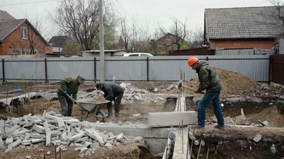 Демонтаж фундамента разнорабочими в Ставрополе - цена за смену