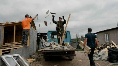 Демонтаж сарая с вывозом мусора в Ставрополе недорого