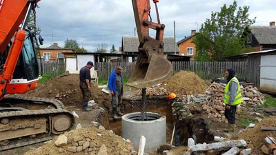 Демонтаж колодца из бетонных колец в Ставрополе под ключ