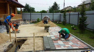 Обустройство участка в Ставрополе с привлечением разнорабочих и персонала под задачи