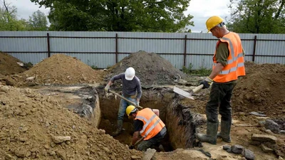 Рытье котлована в Ставрополе цена за м3 с персоналом под объект