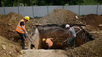 Рытье котлована под фундамент в Ставрополе - разработка грунта вручную