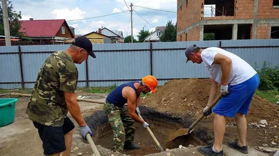 Копка ям в Ставрополе вручную и с персоналом под объект