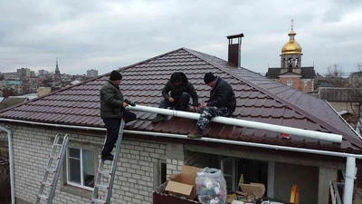Монтаж водосточных желобов в Ставрополе под ключ