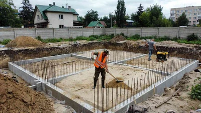 Засыпка котлована разнорабочими в Ставрополе - цена работ