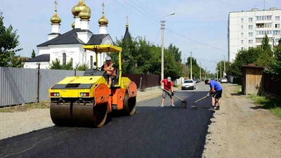Укладка асфальтовой крошки разнорабочими в Ставрополе