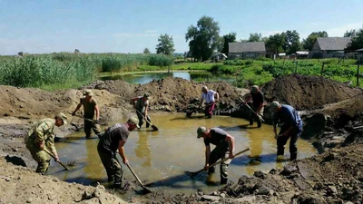 Рытье водоемов под ключ в Ставрополе для частных участков