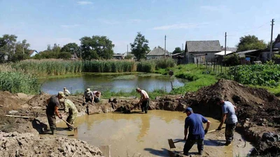 Рытье водоемов разнорабочими в Ставрополе - цена от 929 руб.