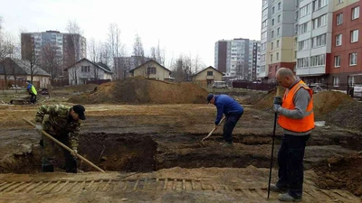 Вертикальная планировка грунта в Ставрополе с привлечением разнорабочих