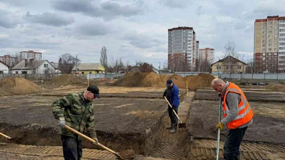 Вертикальная планировка участка разнорабочими в Ставрополе