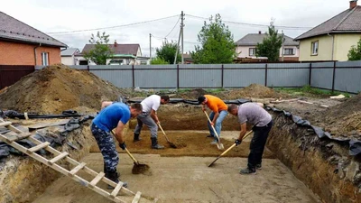 Котлован под фундамент в Ставрополе: копка и рытье траншей